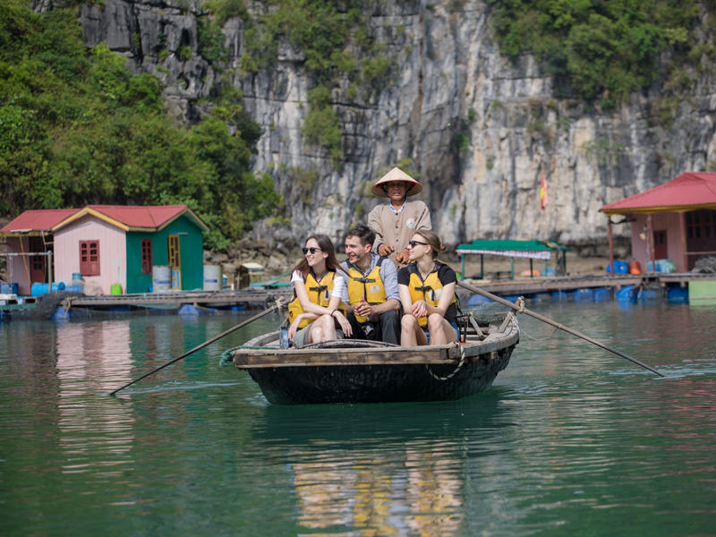 Cong Dam fishing village