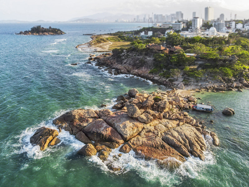 Hon Chong Beach (Nha Trang)